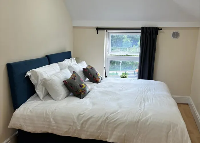 Cozy Pink House Fairview 6 Beds Appartement