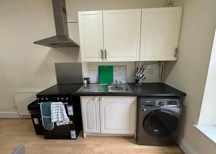 Cozy Pink House Fairview 6 Beds * Dublin