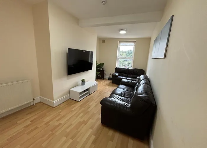 Cozy Pink House Fairview 6 Beds Appartement