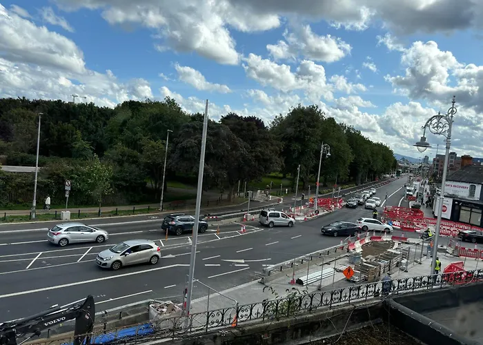 Cozy Pink House Fairview 6 Beds Appartement